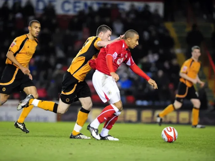 Framed Print : Bristol City vs. Wolverhampton Wanderers: Season 08-09