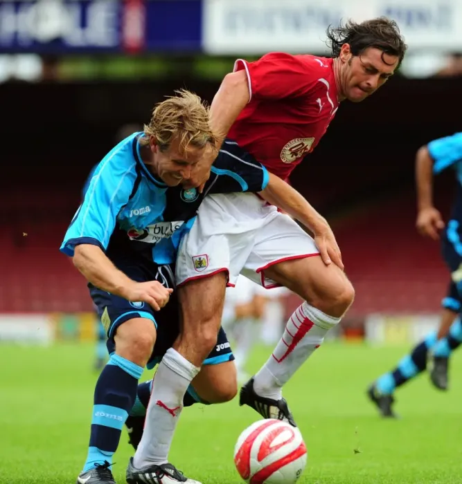 Framed Print : Bristol City vs Wycombe Wanderers: 2009-10 Pre-Season Friendly Framed Print : Bristol City vs Wycombe Wanderers: 2009-10 Pre-Season Friendly