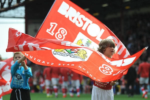 Bristol City Welcomes Doncaster Rovers with Flagbearer and Guard of Honor Ceremony at Ashton Gate