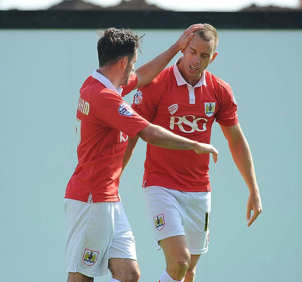 Bristol City: Wilbraham and Cunningham's Thrilling Goal Celebration (Bristol City vs Colchester United, 2014)