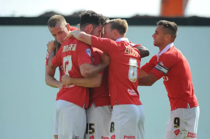 Framed Print : Bristol City: Wilbraham's Euphoric Goal Celebration vs Colchester United (August 16, 2014)