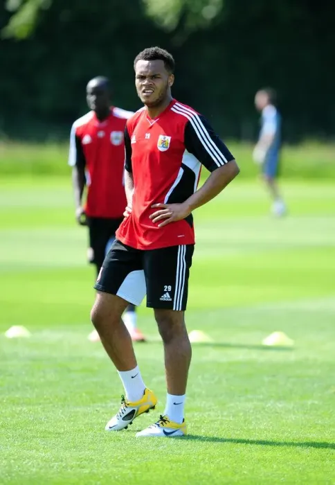 Framed Print : Bristol City's Aaron Holland in Focus: Pre-Season Training Intensity Framed Print : Bristol City's Aaron Holland in Focus: Pre-Season Training Intensity