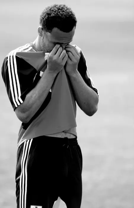 Framed Print : Bristol City's Aaron Hughes in Focus: Pre-Season Training Intensity Framed Print : Bristol City's Aaron Hughes in Focus: Pre-Season Training Intensity