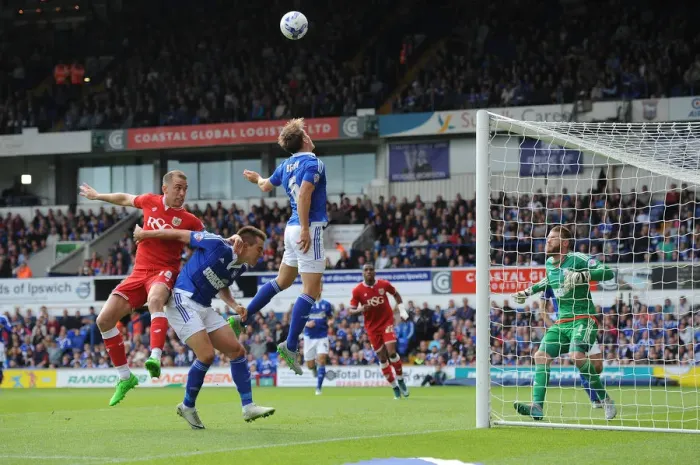 Framed Print : Bristol City's Aaron Wilbraham Attacks at the Far Post - Sky Bet Championship: Ipswich Town vs. Bristol City (September 2015) Framed Print : Bristol City's Aaron Wilbraham Attacks at the Far Post - Sky Bet Championship: Ipswich Town vs. Bristol City (September 2015)