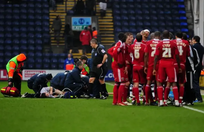 Framed Print : Bristol City's Agonizing Moment: Martyn Woolford Witnesses Conor McLaughlin's Devastating Injury vs Preston North End (Feb 2011) Framed Print : Bristol City's Agonizing Moment: Martyn Woolford Witnesses Conor McLaughlin's Devastating Injury vs Preston North End (Feb 2011)