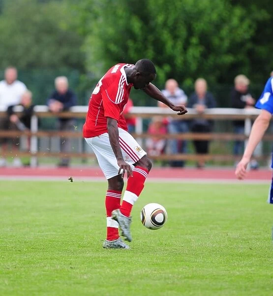 Bristol Citys Albert Adomah scores the opening goal