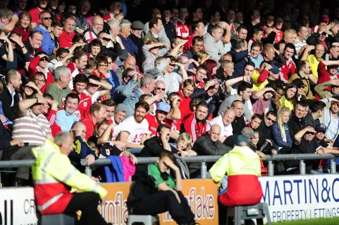 Framed Print : Bristol City's Away Journey: Crewe vs. Bristol City, Sky Bet League One (19 / 10 / 2013)