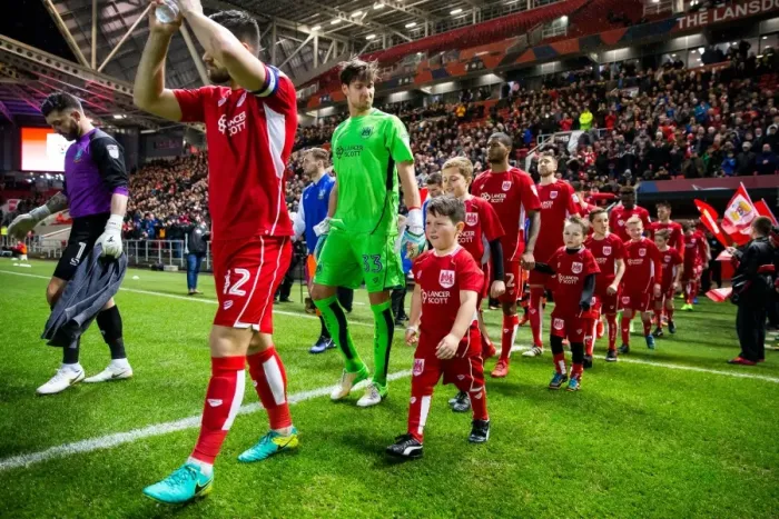 Framed Print : Bristol City's Bailey Wright Leads Out Team Against Sheffield Wednesday, Ashton Gate Stadium, 2017