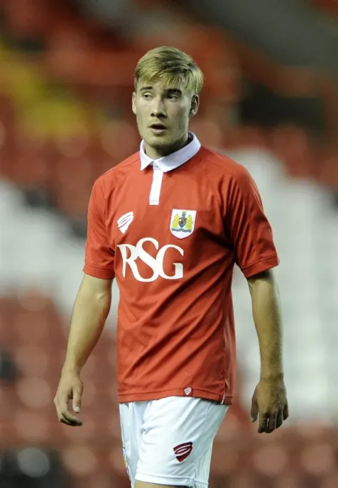 Framed Print : Bristol City's Ben Withey in Action against Crystal Palace U21s at Ashton Gate (September 15, 2014)