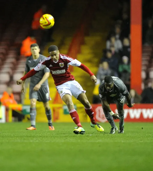 Framed Print : Bristol City's Bobby Reid in Action Against Rotherham United, Sky Bet League One, December 14, 2013 Framed Print : Bristol City's Bobby Reid in Action Against Rotherham United, Sky Bet League One, December 14, 2013