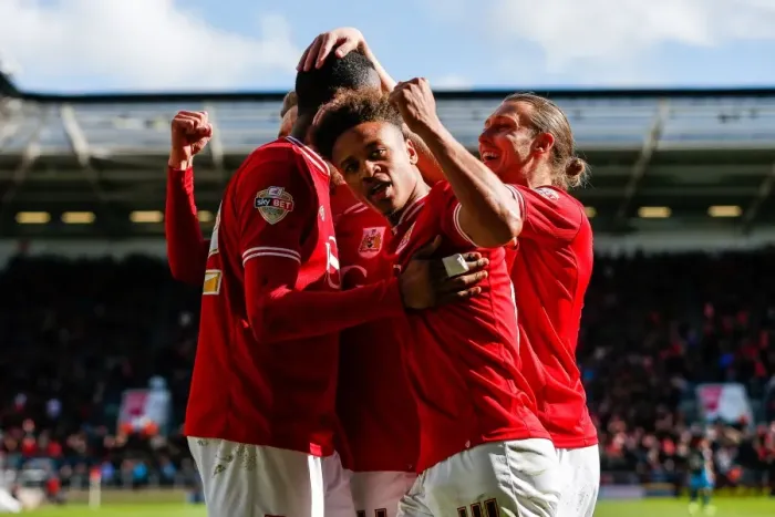 Framed Print : Bristol City's Bobby Reid Celebrates Four-Goal Lead Over Sheffield Wednesday Framed Print : Bristol City's Bobby Reid Celebrates Four-Goal Lead Over Sheffield Wednesday