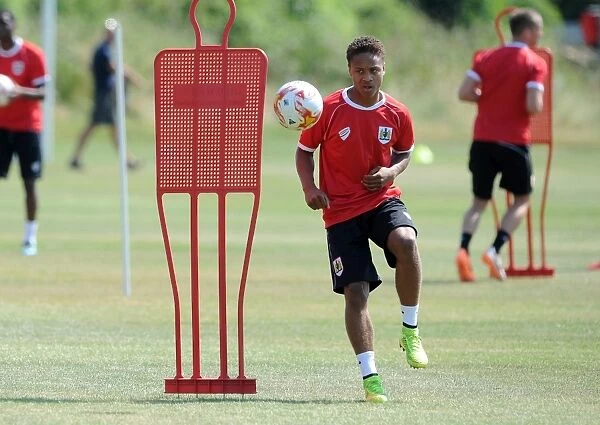 Bristol City's Bobby Reid: Focused Training Intensity (July 2014)