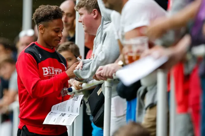 Framed Print : Bristol City's Bobby Reid Interacts with Fans during Pre-Season Community Match, 2015 Framed Print : Bristol City's Bobby Reid Interacts with Fans during Pre-Season Community Match, 2015