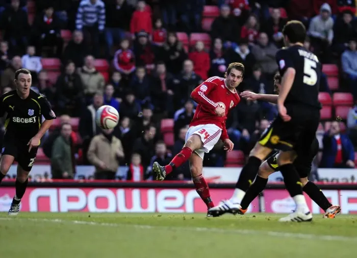 Framed Print : Bristol City's Brett Pitman Narrowly Misses Goal Against Cardiff City - Championship Match, January 1, 2011 Framed Print : Bristol City's Brett Pitman Narrowly Misses Goal Against Cardiff City - Championship Match, January 1, 2011