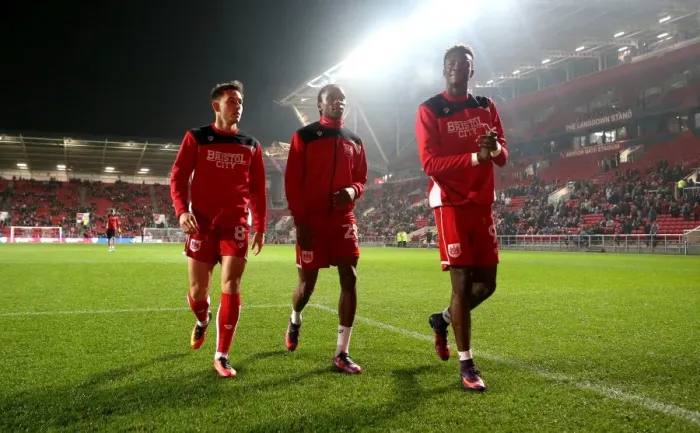 Framed Print : Bristol City's Brownhill, McCoulsky, and Abraham in Action against Hull City, 2016 Framed Print : Bristol City's Brownhill, McCoulsky, and Abraham in Action against Hull City, 2016
