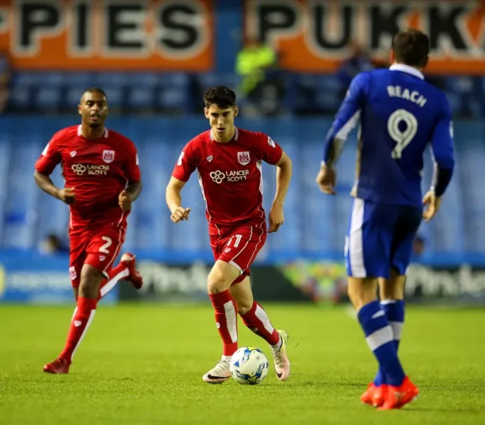 Framed Print : Bristol City's Callum O'Dowda Charges Forward Against Sheffield Wednesday in Championship Clash