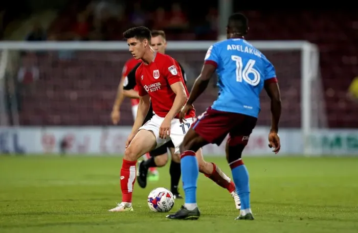 Framed Print : Bristol City's Callum O'Dowda Clashes with Hakeeb Adelakun of Scunthorpe United in EFL Cup Showdown Framed Print : Bristol City's Callum O'Dowda Clashes with Hakeeb Adelakun of Scunthorpe United in EFL Cup Showdown