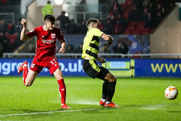 Bristol City's Callum O'Dowda Scores Against Huddersfield Town, Sky Bet EFL Championship, Ashton Gate, 2017