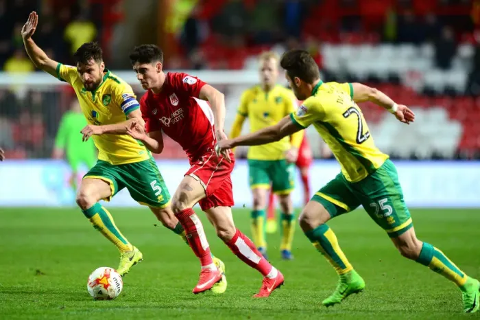 Framed Print : Bristol City's Callum O'Dowda Surges Forward Against Norwich City - Sky Bet Championship, Ashton Gate, 2017 Framed Print : Bristol City's Callum O'Dowda Surges Forward Against Norwich City - Sky Bet Championship, Ashton Gate, 2017