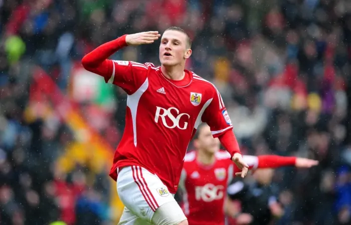 Framed Print : Bristol City's Chris Wood Scores Third Goal vs. Coventry City at Ashton Gate Stadium, April 2012 Framed Print : Bristol City's Chris Wood Scores Third Goal vs. Coventry City at Ashton Gate Stadium, April 2012