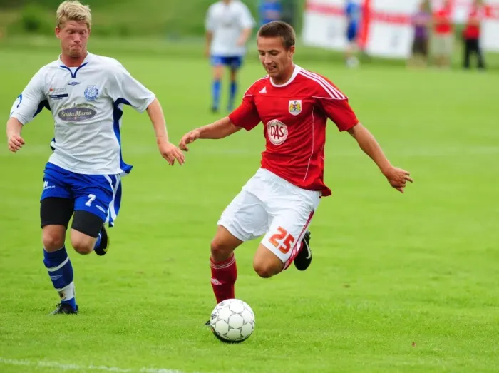 Framed Print : Bristol City's Danny Ball in Action: Vallens IF vs. Bristol City