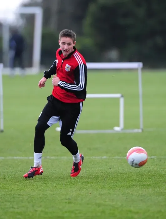 Framed Print : Bristol City's Danny Ball in Training Focus