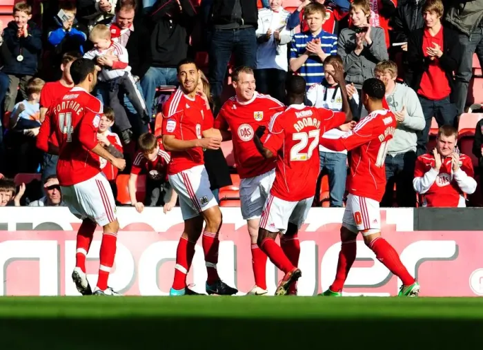 Framed Print : Bristol City's David Clarkson Celebrates Championship Goal Against Scunthorpe United (26 / 02 / 2010) Framed Print : Bristol City's David Clarkson Celebrates Championship Goal Against Scunthorpe United (26 / 02 / 2010)