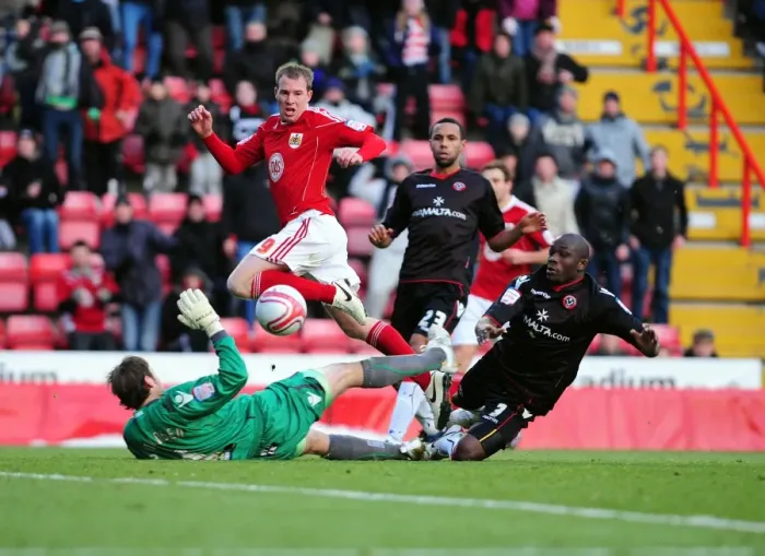Framed Print : Bristol City's David Clarkson Denied by Steve Simonsen's Save - Championship Showdown, 27 / 11 / 2010 (Bristol City vs Sheffield United)