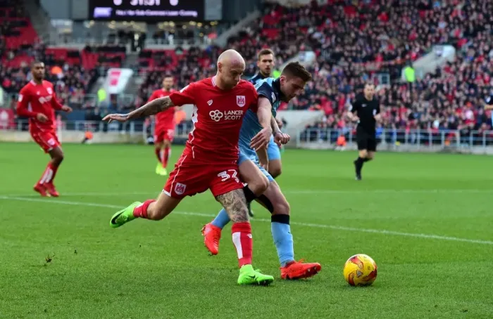 Framed Print : Bristol City's David Cotterill Charges Forward Against Rotherham United in Sky Bet Championship Framed Print : Bristol City's David Cotterill Charges Forward Against Rotherham United in Sky Bet Championship
