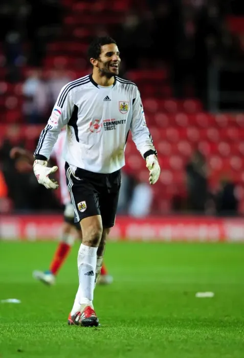 Framed Print : Bristol City's David James in Action: Southampton vs. Bristol City Championship Match, 30 / 12 / 2011 - Editorial Use Only Framed Print : Bristol City's David James in Action: Southampton vs. Bristol City Championship Match, 30 / 12 / 2011 - Editorial Use Only