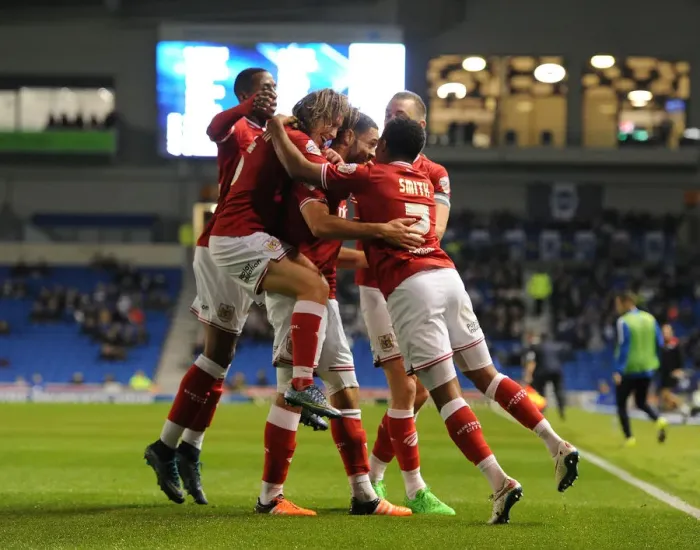 Framed Print : Bristol City's Derrick Williams Scores and Celebrates with Team in 2015 Sky Bet Championship Match against Brighton
