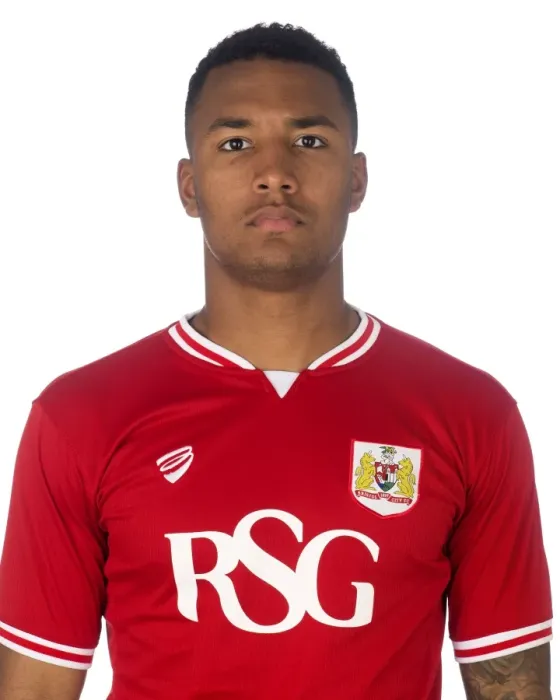Framed Print : Bristol City's Derrick Williams in Training Focus, 2015 Framed Print : Bristol City's Derrick Williams in Training Focus, 2015