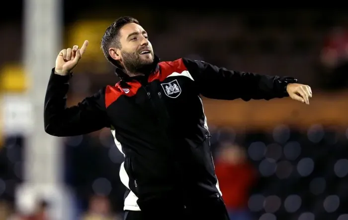 Framed Print : Bristol City's EFL Cup Upset: Lee Johnson's Team Celebrates Historic Victory Over Fulham at Craven Cottage Framed Print : Bristol City's EFL Cup Upset: Lee Johnson's Team Celebrates Historic Victory Over Fulham at Craven Cottage