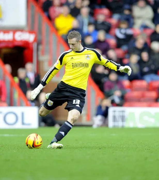Framed Print : Bristol City's Elliott Parish in Action: Sky Bet League One Clash vs Oldham Athletic at Ashton Gate Framed Print : Bristol City's Elliott Parish in Action: Sky Bet League One Clash vs Oldham Athletic at Ashton Gate