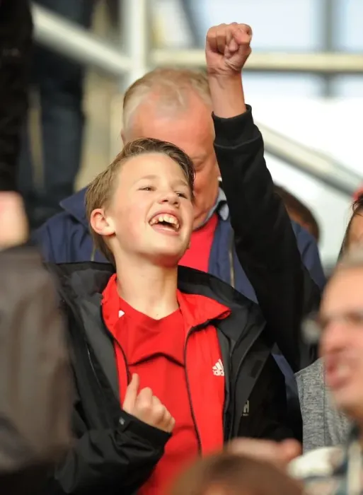 Framed Print : Bristol City's Euphoric Victory: Wilbraham Scores the Last-Minute Winner Against Blackburn Rovers Framed Print : Bristol City's Euphoric Victory: Wilbraham Scores the Last-Minute Winner Against Blackburn Rovers