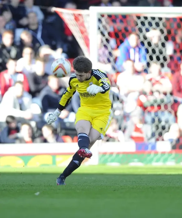 Framed Print : Bristol City's Frank Fielding in Action: Swindon Town vs. Bristol City, Sky Bet League One, 2014 Framed Print : Bristol City's Frank Fielding in Action: Swindon Town vs. Bristol City, Sky Bet League One, 2014
