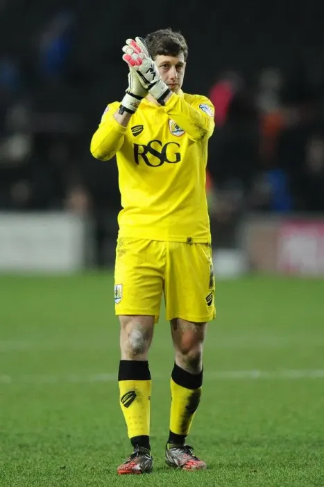 Framed Print : Bristol City's Frank Fielding Saves the Day: MK Dons vs. Bristol City, Sky Bet League One, 07.02.2015