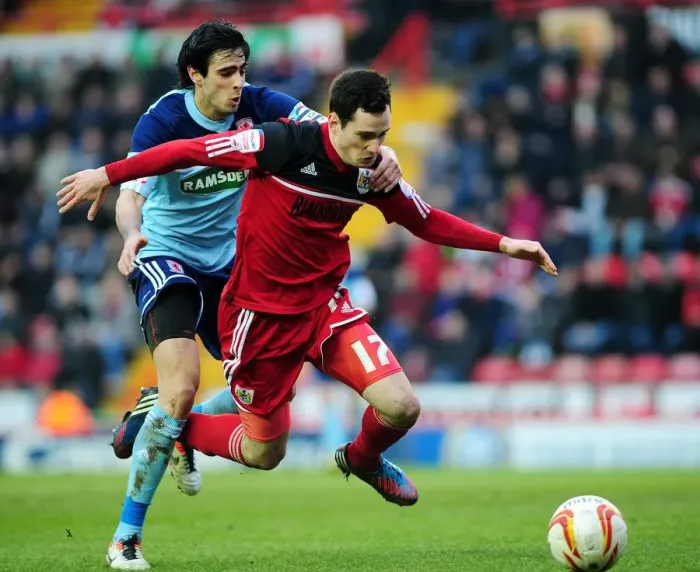 Framed Print : Bristol City's Gregg Cunningham Stops Rhys Williams: A Npower Championship Battle at Ashton Gate Framed Print : Bristol City's Gregg Cunningham Stops Rhys Williams: A Npower Championship Battle at Ashton Gate