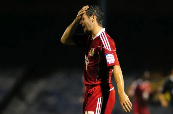 Framed Print : Bristol City's Ivan Sproule Disappointed as Southend United Advance in Carling Cup