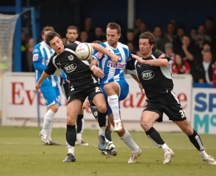 Framed Print : Bristol City's Ivan Sproule and Jamie McAllister: A Defensive Duo in Action Against Colchester United