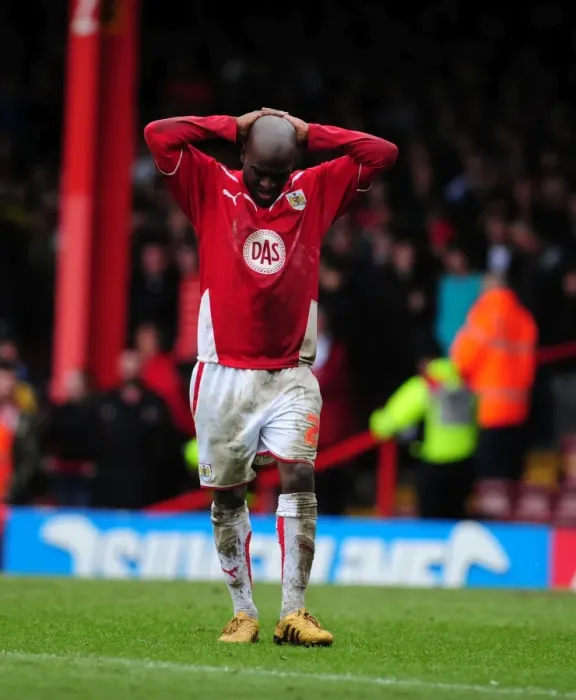 Framed Print : Bristol City's Jamal Campbell-Ryce in Action: Championship Clash vs Nottingham Forest, 2010 (Ashton Gate Stadium) Framed Print : Bristol City's Jamal Campbell-Ryce in Action: Championship Clash vs Nottingham Forest, 2010 (Ashton Gate Stadium)