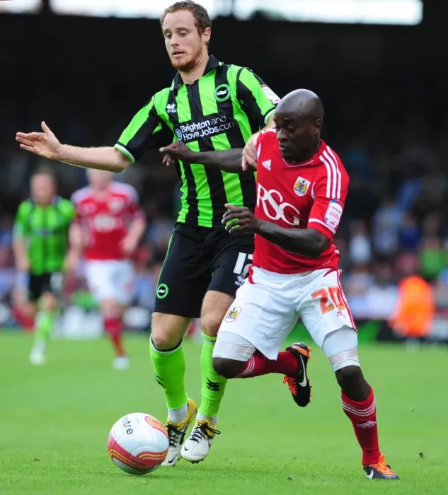 Framed Print : Bristol City's Jamal Campbell-Ryce vs. Brighton's Inigo Calderon: Battle for the Ball in Championship Match, September 10, 2011 Framed Print : Bristol City's Jamal Campbell-Ryce vs. Brighton's Inigo Calderon: Battle for the Ball in Championship Match, September 10, 2011