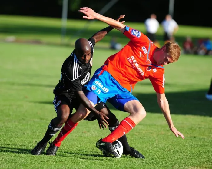 Framed Print : Bristol Citys Jamal Camplbell-Ryce battles for the ball Framed Print : Bristol Citys Jamal Camplbell-Ryce battles for the ball