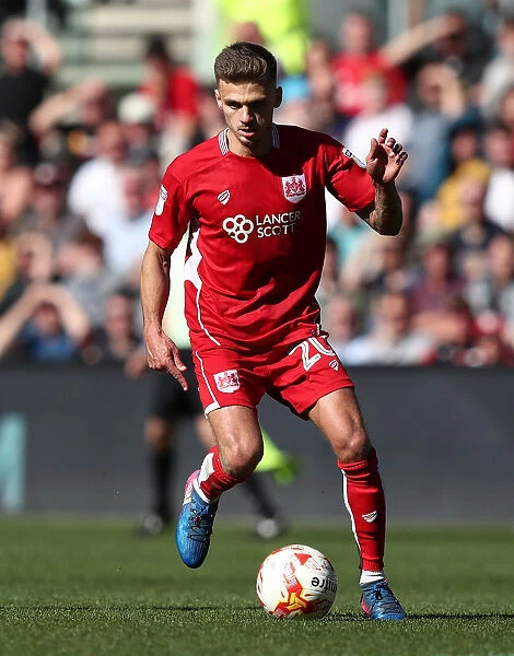 Bristol City's Jamie Paterson in Action Against Barnsley, Sky Bet Championship 2017
