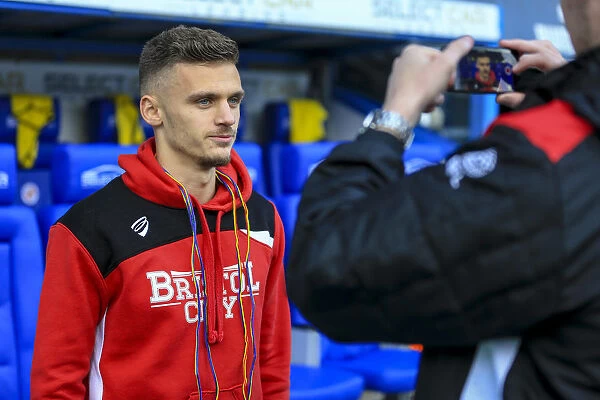 Bristol City's Jamie Paterson Supports Stonewall UK with Rainbow Laces at Reading Match, Sky Bet Championship (November 2016)