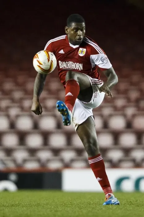 Framed Print : Bristol City's Jay Emmanuel-Thomas in Action during Bristol City vs. Port Vale, Sky Bet League One Match, 2014 Framed Print : Bristol City's Jay Emmanuel-Thomas in Action during Bristol City vs. Port Vale, Sky Bet League One Match, 2014