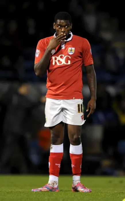 Framed Print : Bristol City's Jay Emmanuel-Thomas Celebrates FA Cup Goal Against Gillingham Framed Print : Bristol City's Jay Emmanuel-Thomas Celebrates FA Cup Goal Against Gillingham
