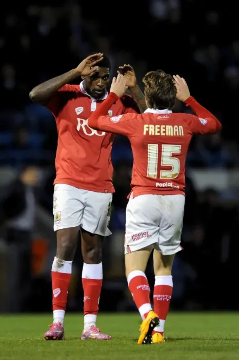 Framed Print : Bristol City's Jay Emmanuel-Thomas and Luke Freeman Celebrate Goal in FA Cup Match against Gillingham Framed Print : Bristol City's Jay Emmanuel-Thomas and Luke Freeman Celebrate Goal in FA Cup Match against Gillingham
