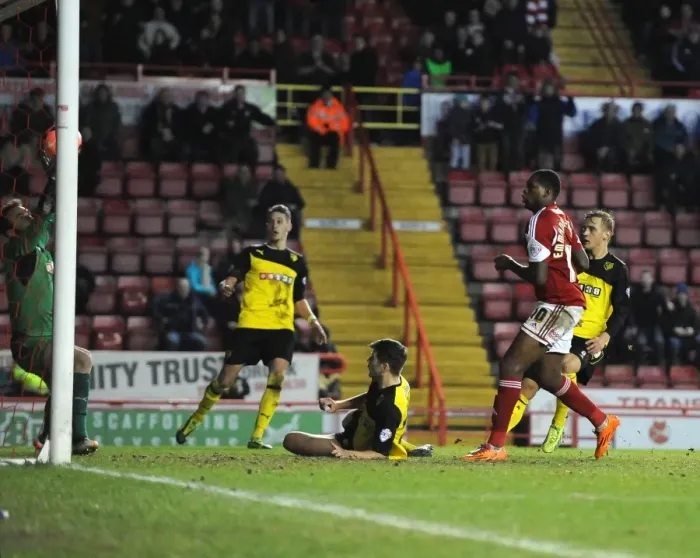 Framed Print : Bristol City's Jay Emmanuel-Thomas Scores Dramatic Equalizer Against Watford in FA Cup Third Round