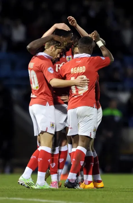 Framed Print : Bristol City's Jay Emmanuel-Thomas Scores FA Cup Upset: Team Celebration Framed Print : Bristol City's Jay Emmanuel-Thomas Scores FA Cup Upset: Team Celebration